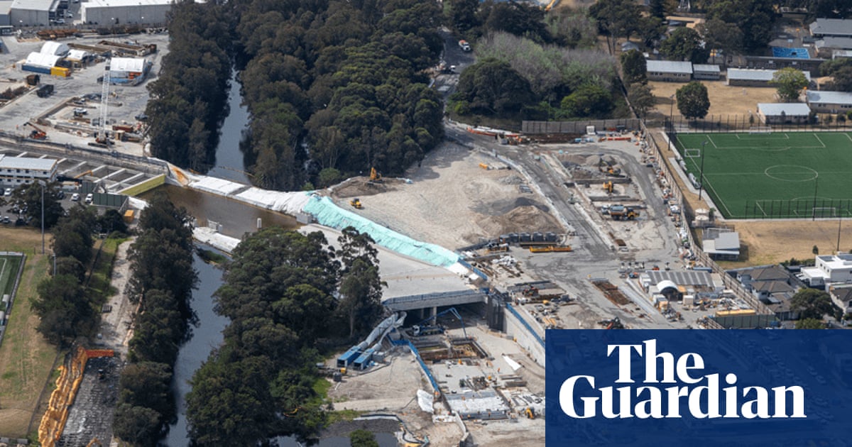 Sydney’s ‘unbuildable motorway’ to be completed after two-year delay caused by sinkholes