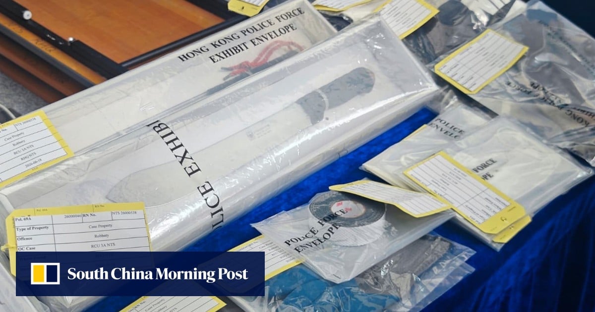Hong Kong police arrest 7 over HK$7 million gold bar robbery at knifepoint