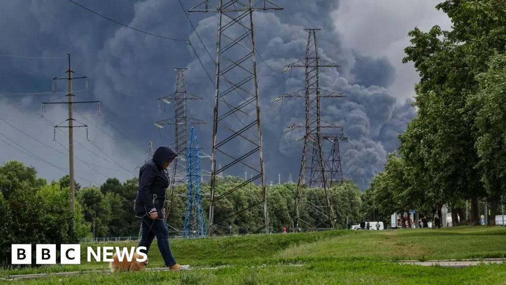 Steve Rosenberg: Moscow oil refinery attack brings Russia's war with Ukraine closer to home