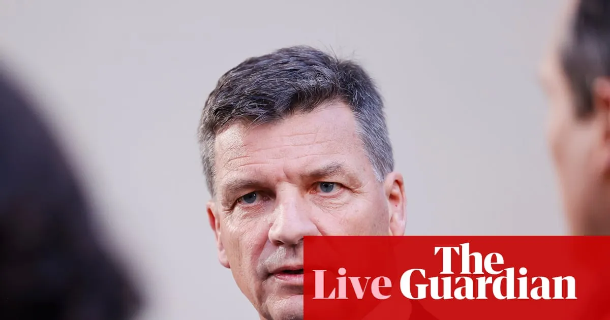 Australia news live: arrival of H5N1 bird flu a ‘genuine wildlife emergency’, experts say; fuel excise rebate extended at reduced rate