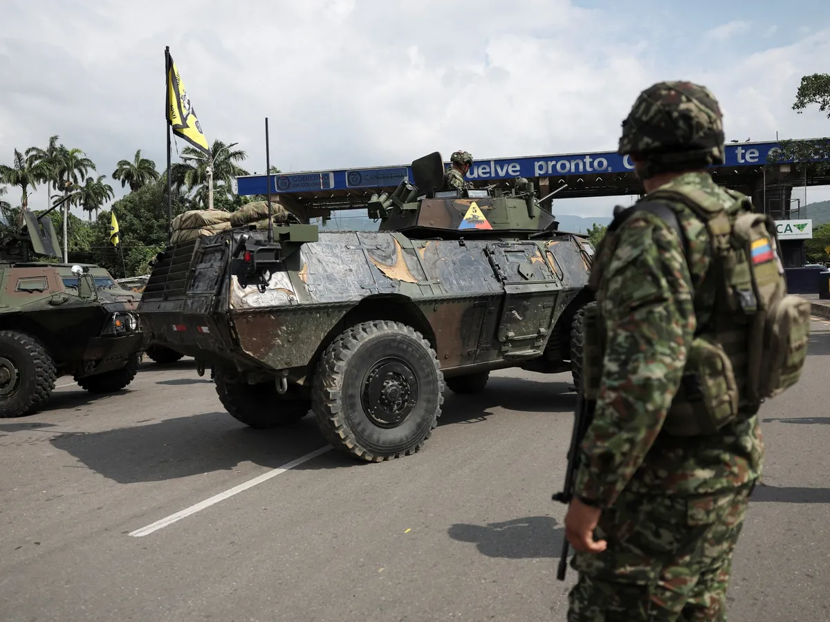 Clashes in Colombia between rival rebel groups kill 27 people