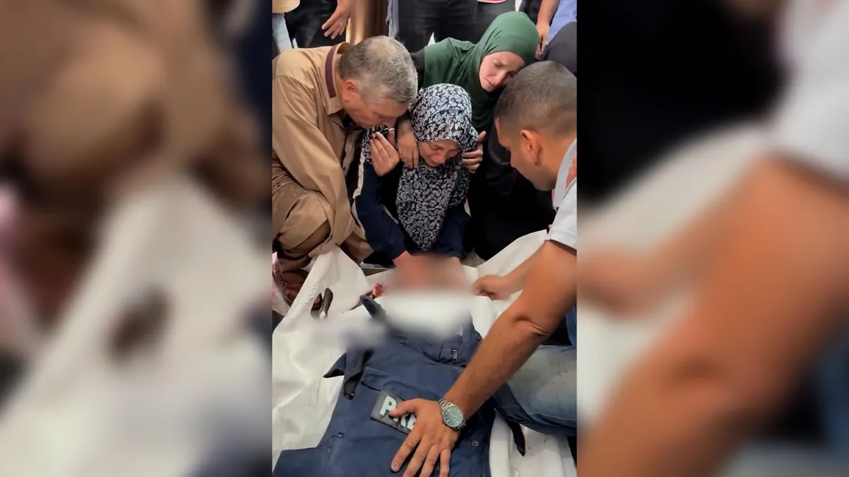 Mother of Al Jazeera’s Ahmed Wishah mourns his killing
