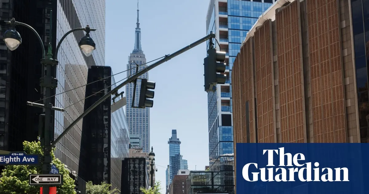 Man falls to his death during Madison Square Garden concert, police say