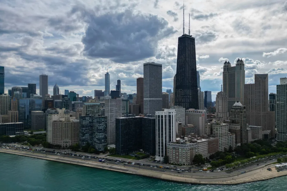 7 killed and dozens injured following series of weekend shootings in Chicago