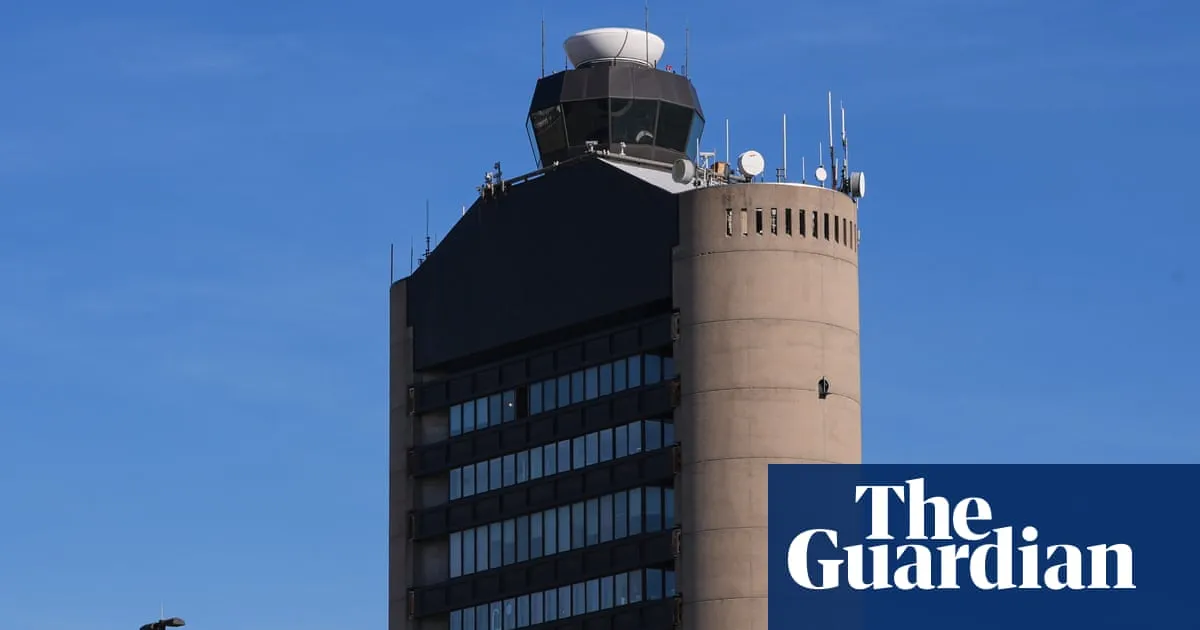 Planes were just 300ft apart in Boston airport near miss, expert says