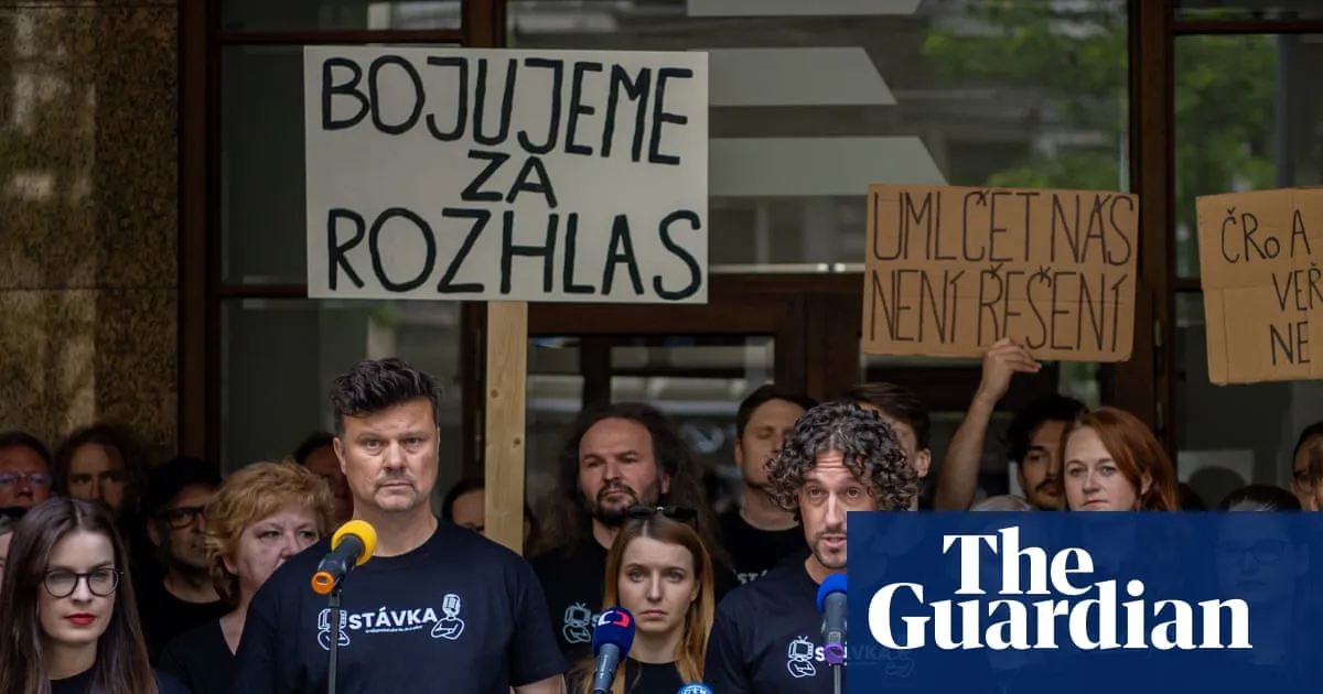 Thousands of staff at Czech public broadcasters strike over funding plans