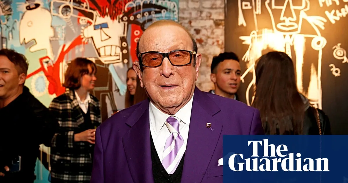 Clive Davis: music industry executive who signed Whitney Houston and Bruce Springsteen dies aged 94
