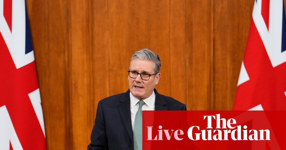Starmer calls for ‘calm discussion’ on Greenland and plays down chance of retaliatory tariffs on US – UK politics live