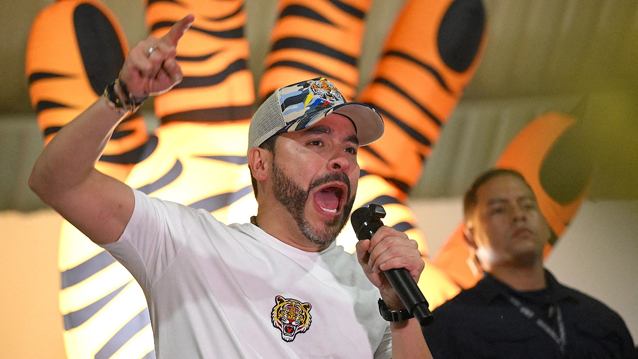 Trump says Colombia's 'El Tigre' will be a 'great president' as socialist opponent launches legal challenge