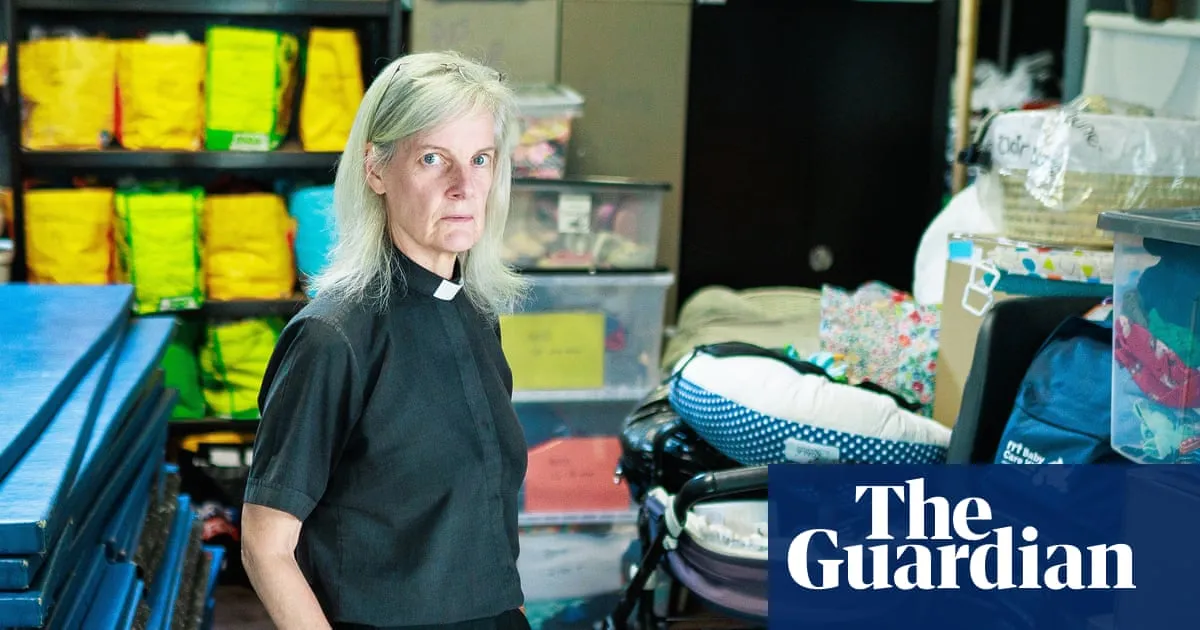 About 400,000 UK children supported by baby banks, up 11% on previous year