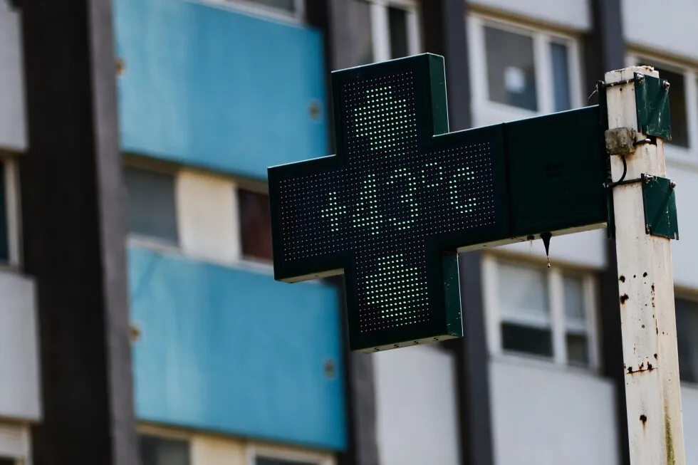 A red alert over France, and heat that may rewrite the record books