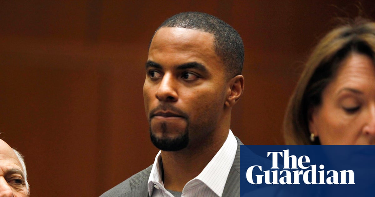 Serial rapist ex-NFL player Darren Sharper registers as sex offender in Virginia