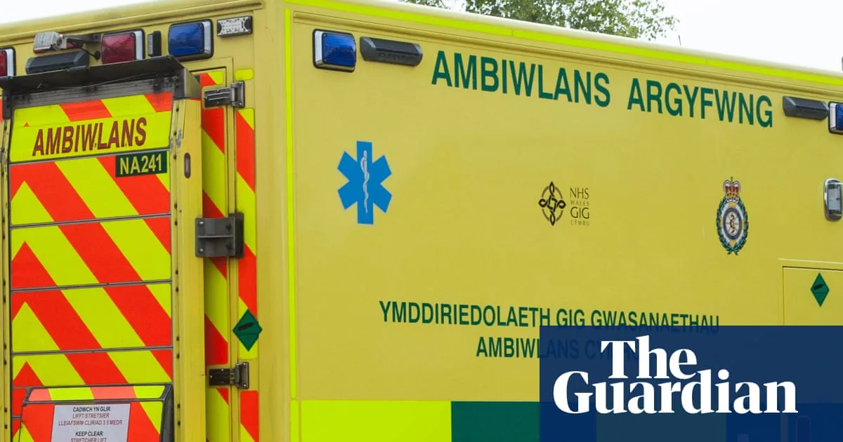 Major incident declared after bus crash in west Wales