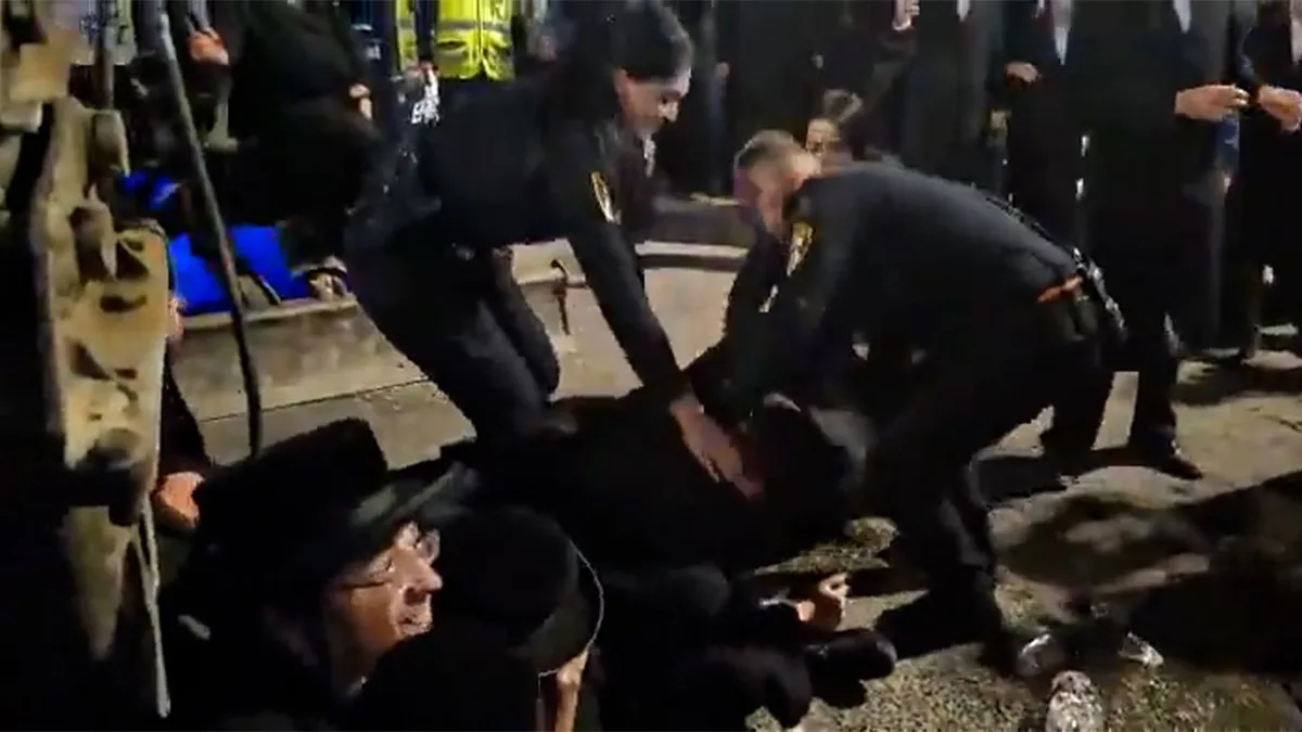 Israeli police clash with anti-draft ultra-Orthodox protesters