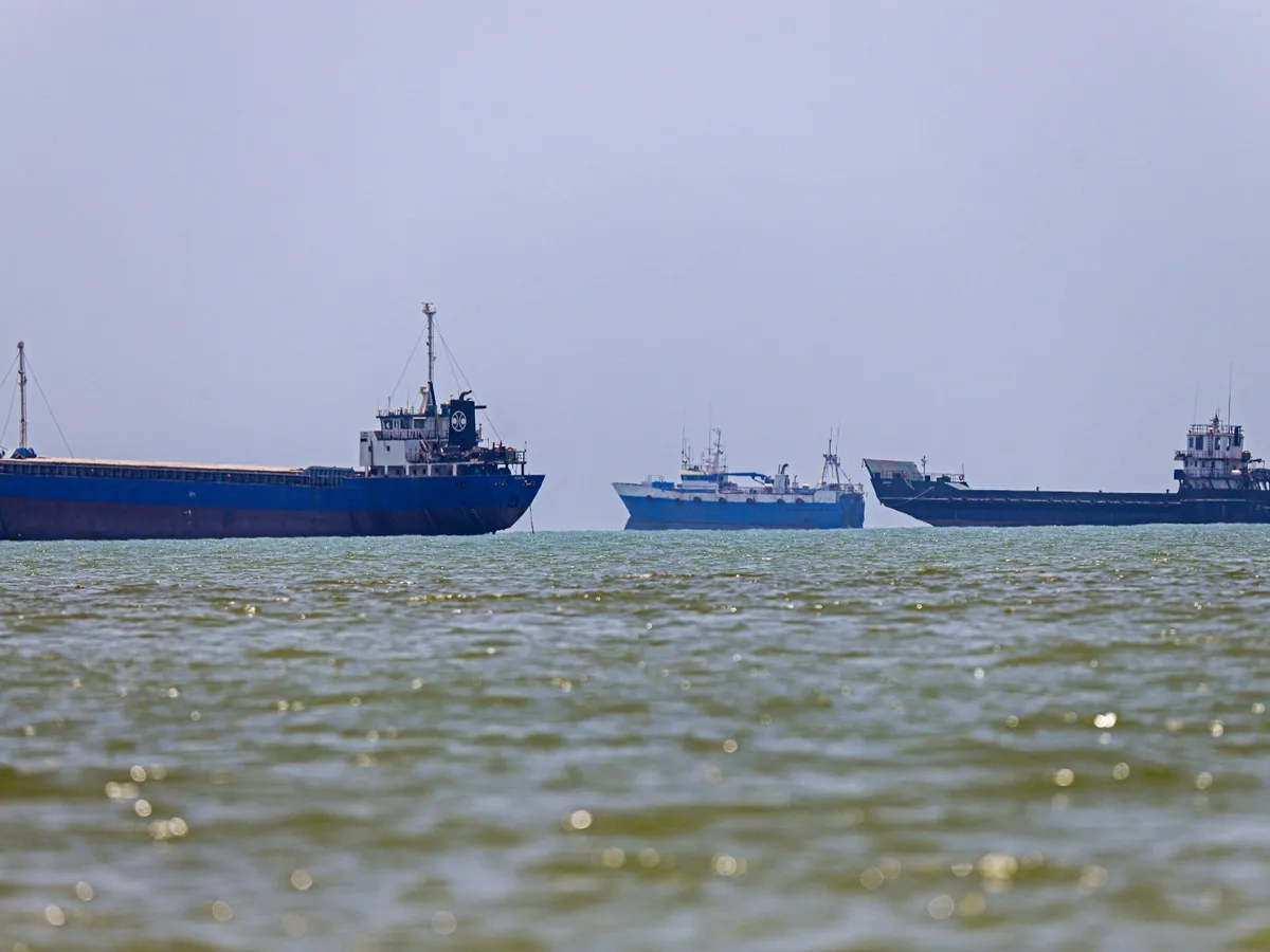 UN starts evacuating 11,000 stranded sailors from Strait of Hormuz