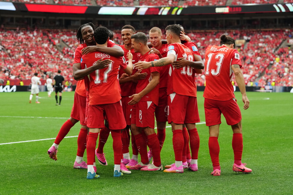 Switzerland wraps up first place in Group B at the World Cup with a 2-1 victory over Canada