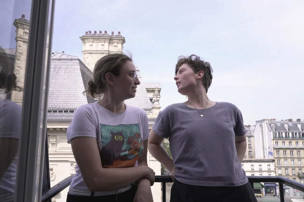 Dreamy Paris rooftops become a heat-trapping nightmare