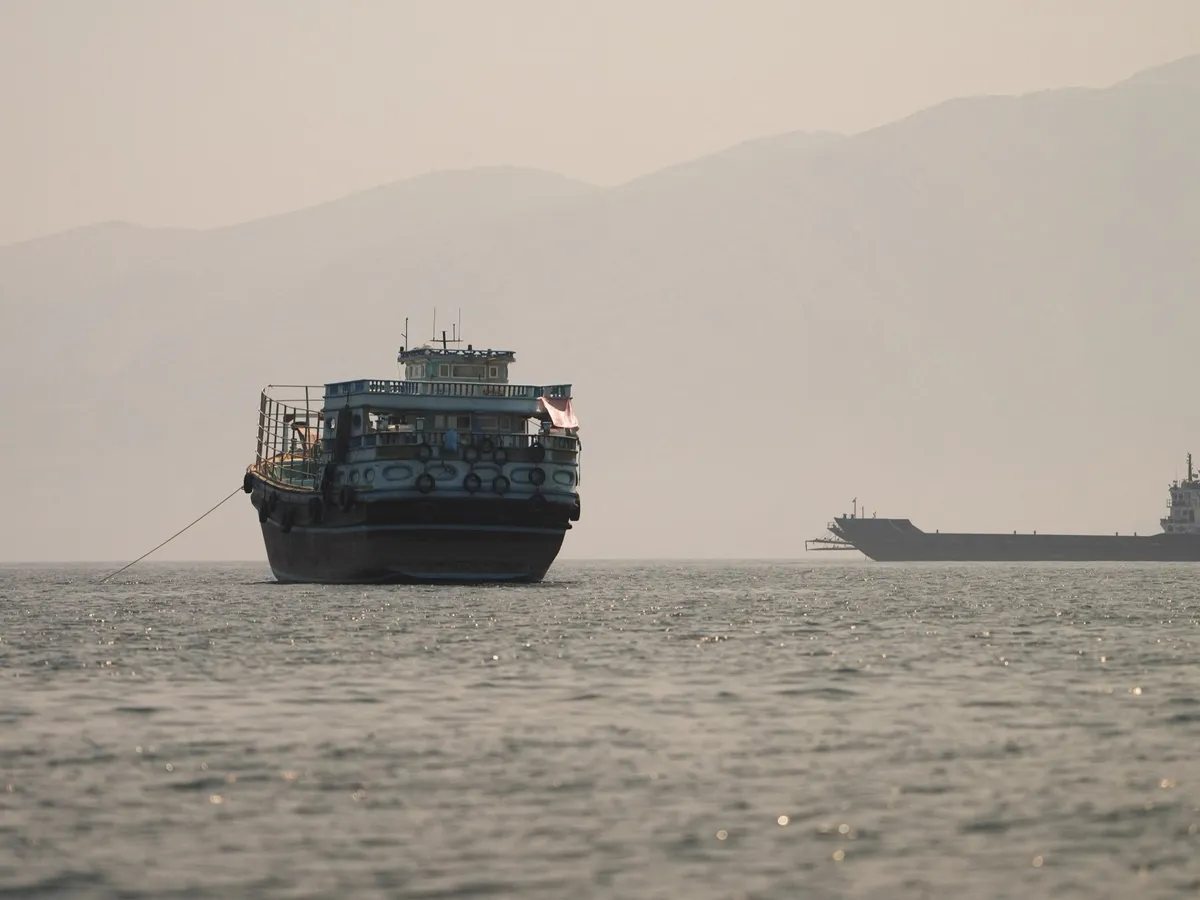Iran warns against Hormuz crossings without authorisation
