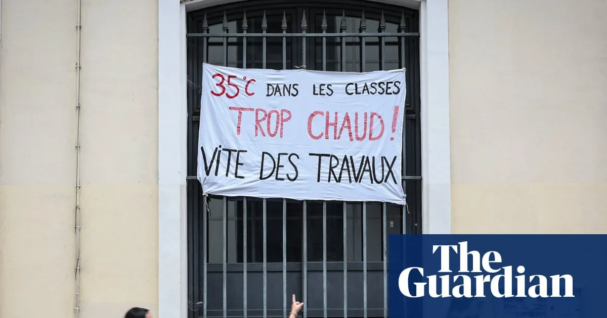 Unions urge teachers to strike as French school exams go ahead in up to 40C heat