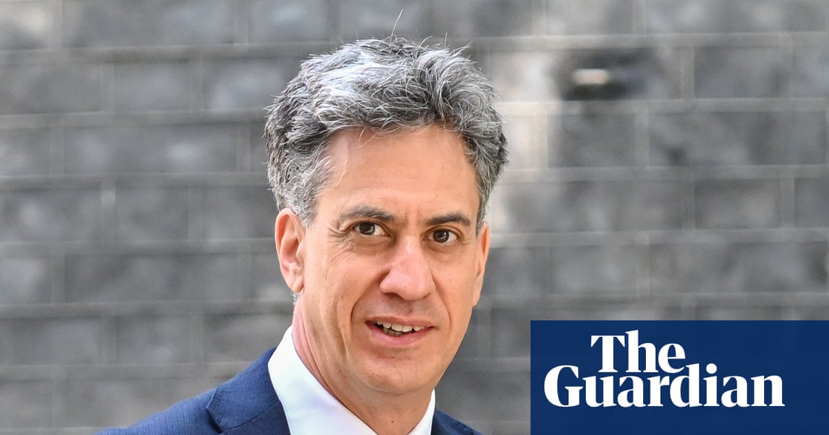 Unison chief endorses Ed Miliband for chancellor in a Burnham government