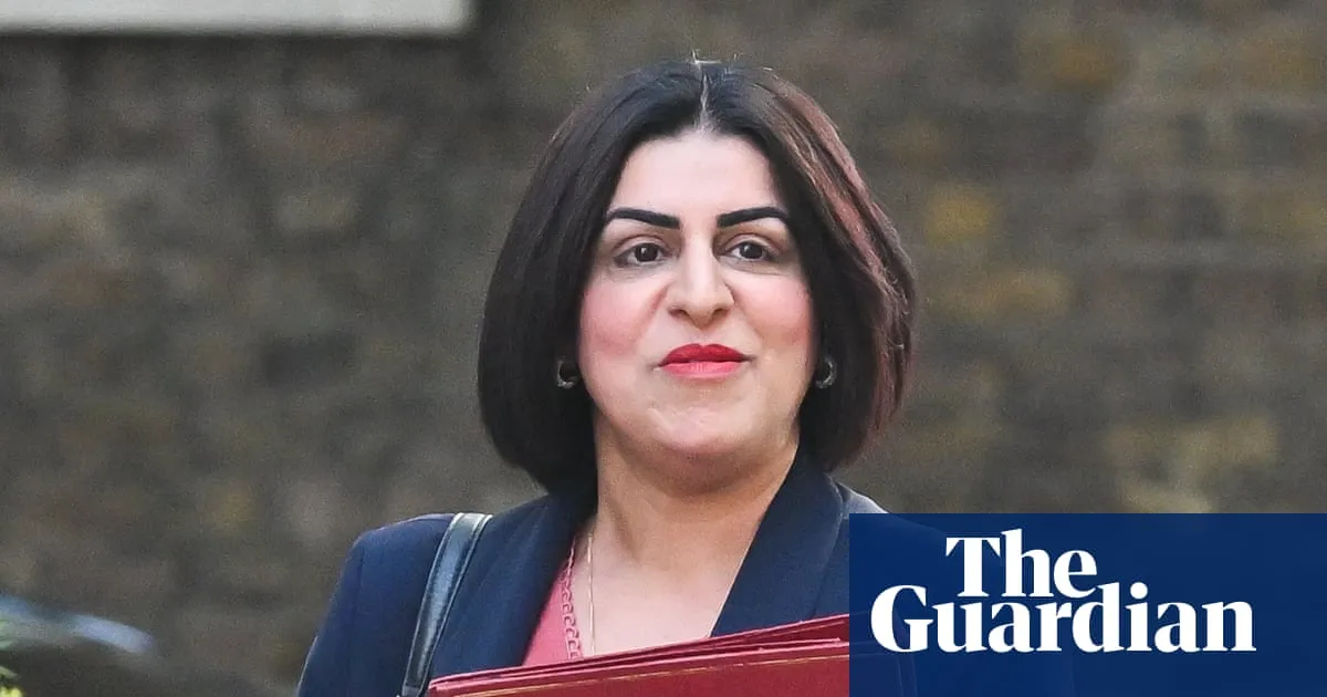 Mahmood outlines safe immigration routes plan to win over Labour left