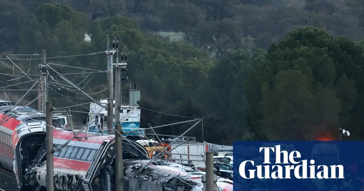 Spain to hold three days of mourning after train crash that killed at least 40