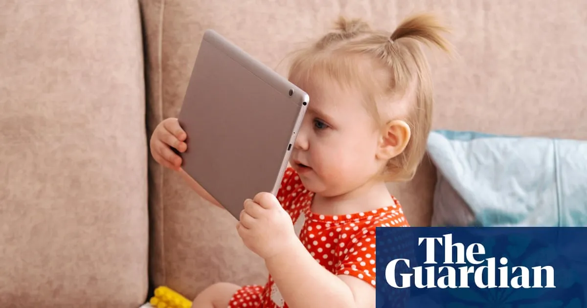 Screen time can damage under-twos’ development, landmark study suggests