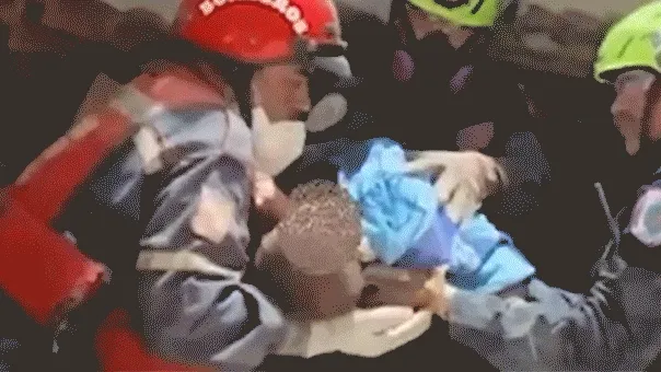 American rescue teams pull infant alive from rubble in Venezuela days after devastating twin earthquakes