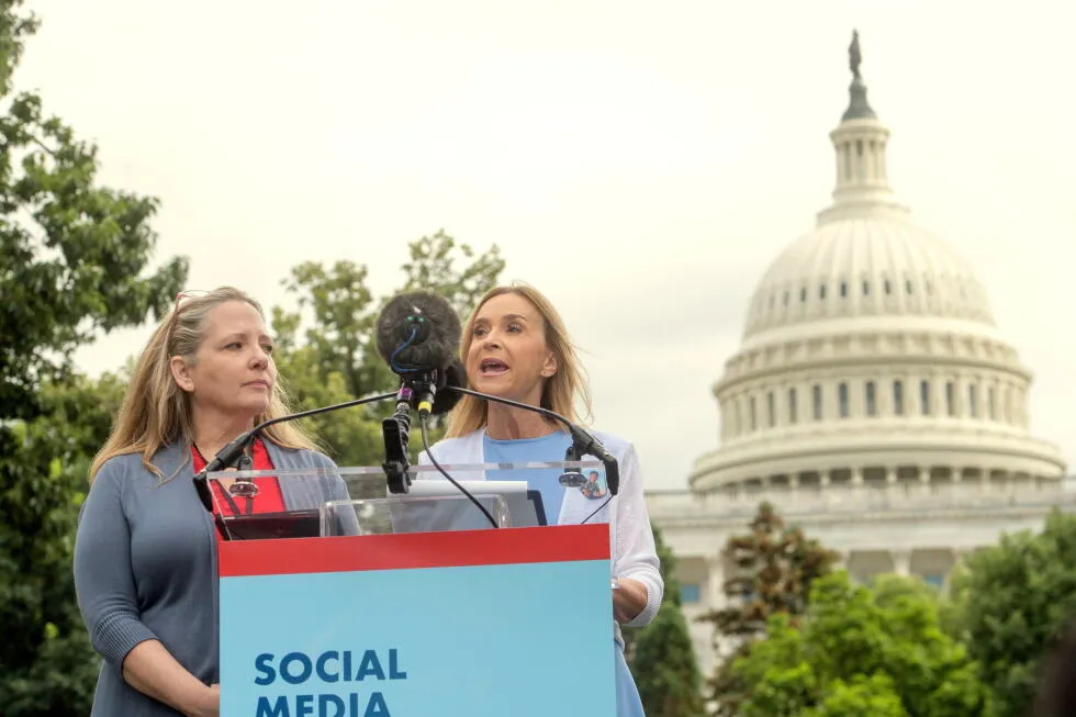The US lags other countries in social media restrictions for kids, but a reform push is growing