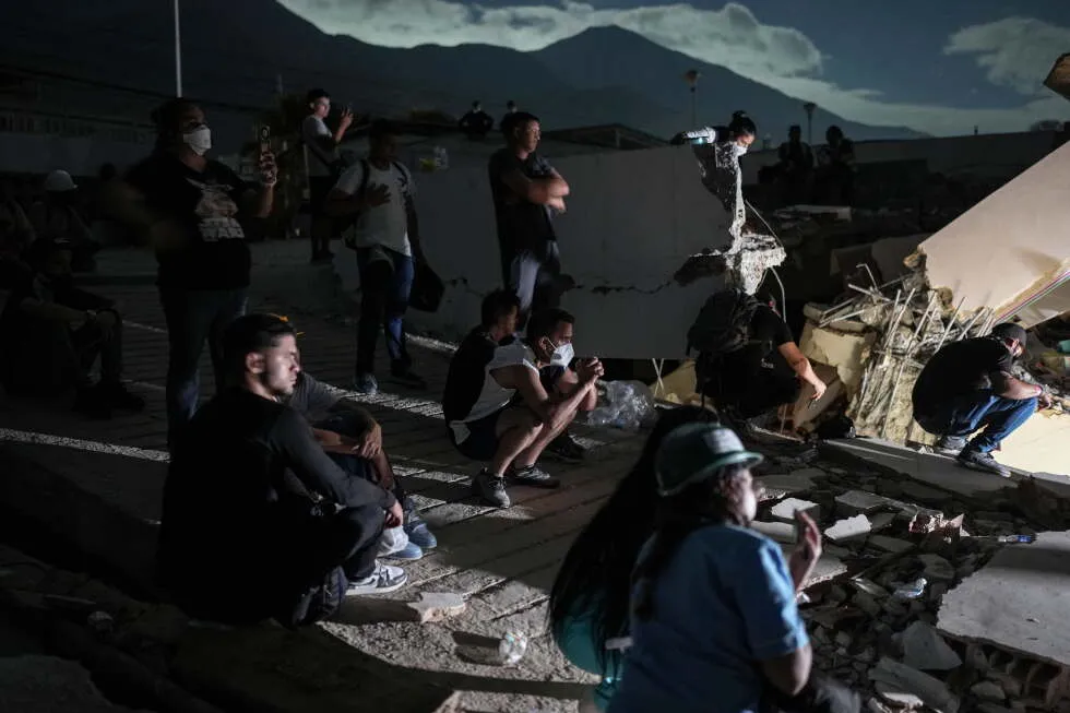 Venezuelans search more earthquake ruins as aftershock rattles rescuers in disaster zone