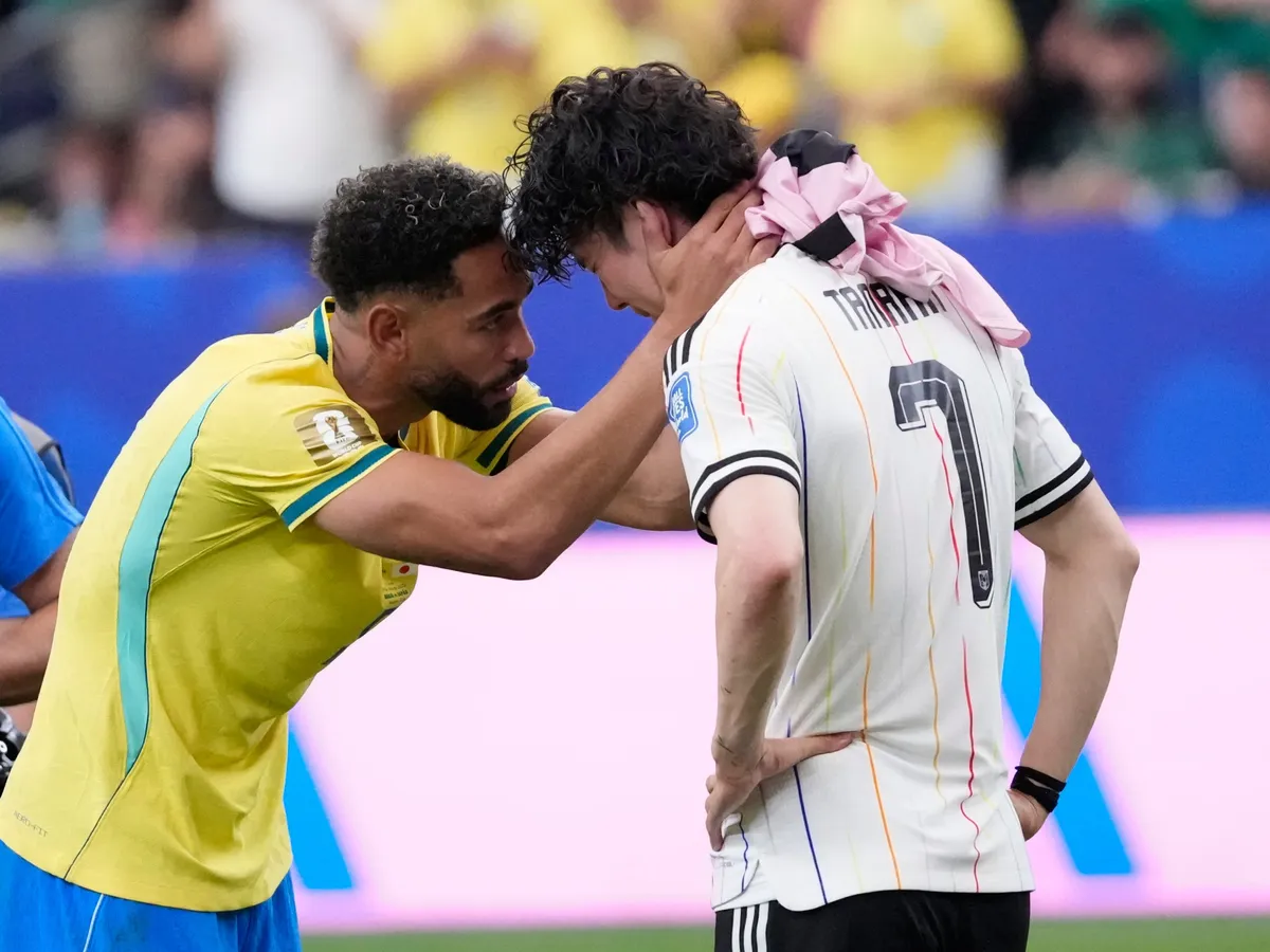 Martinelli scores late as Brazil beat Japan 2-1, into World Cup last 16