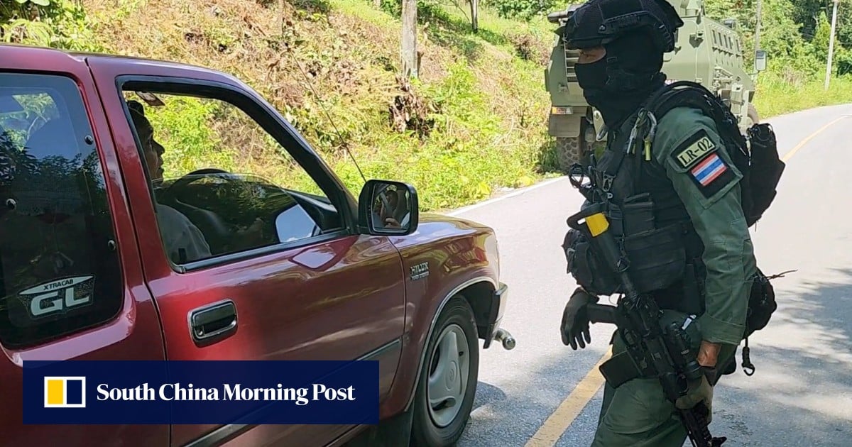Border security stepped up after 2 Malaysians hurt in roadside bomb in Thai south