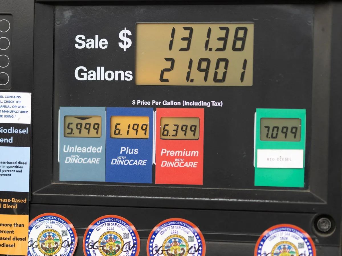 Trump tells US petrol retailers to reduce prices ‘immediately’
