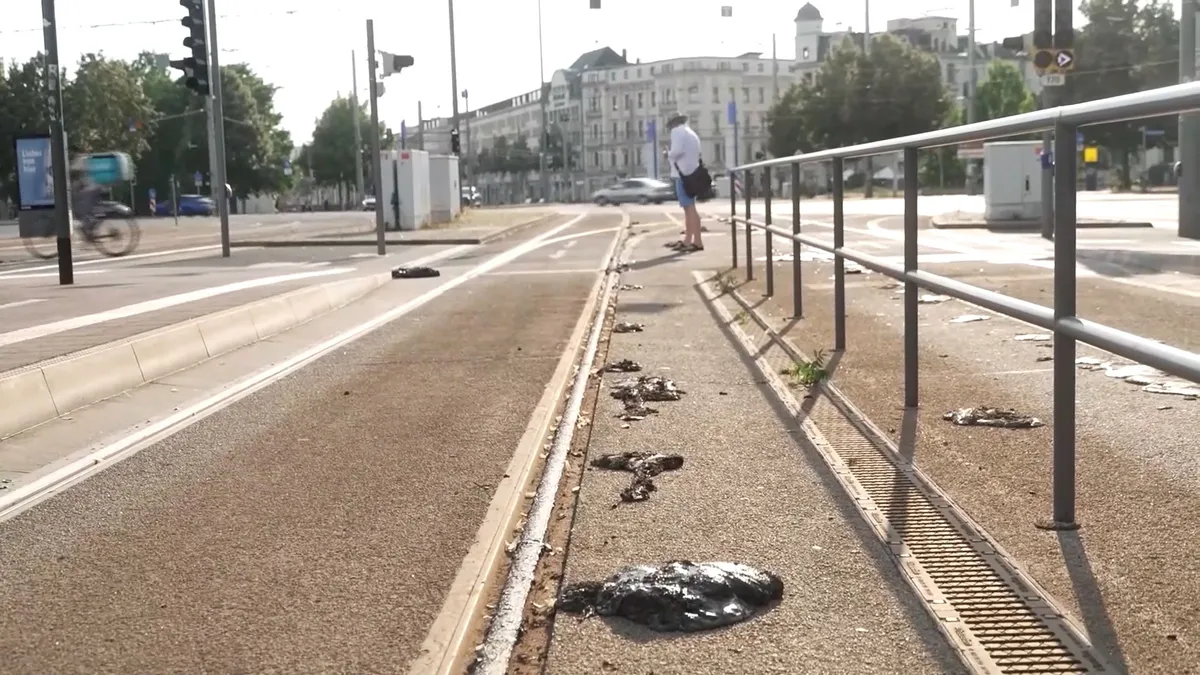 German heatwave melts tram tracks, triggers travel disruptions