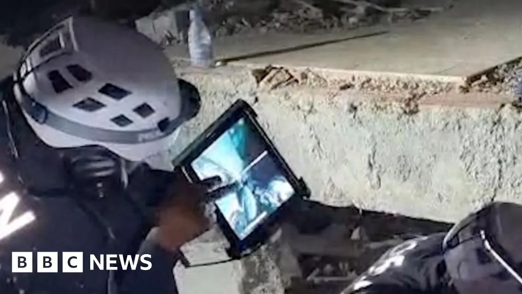 Three-year-old rescued and taken to hospital six days after Venezuela quake