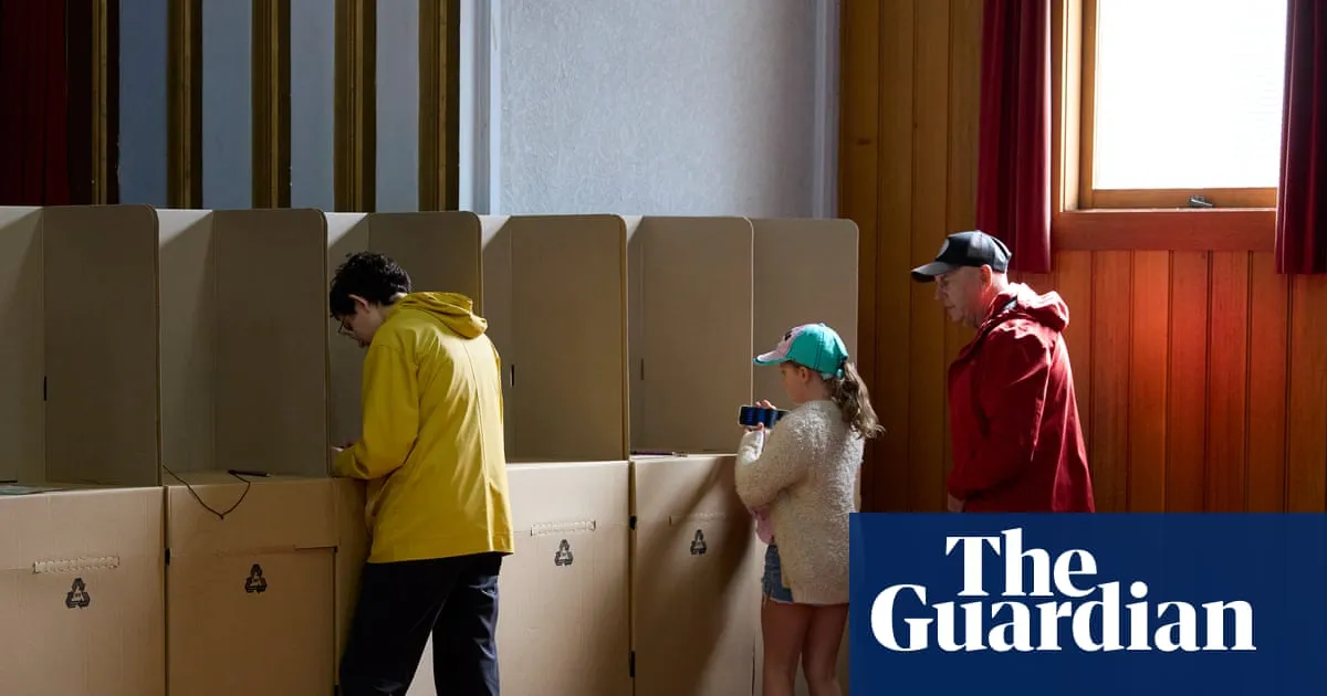 Democracy ‘under assault’ from significant third parties at 2025 federal election, parliamentary inquiry finds