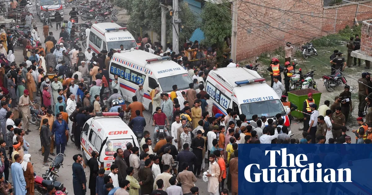 Pakistan roof collapse kills 14 children at tutoring centre