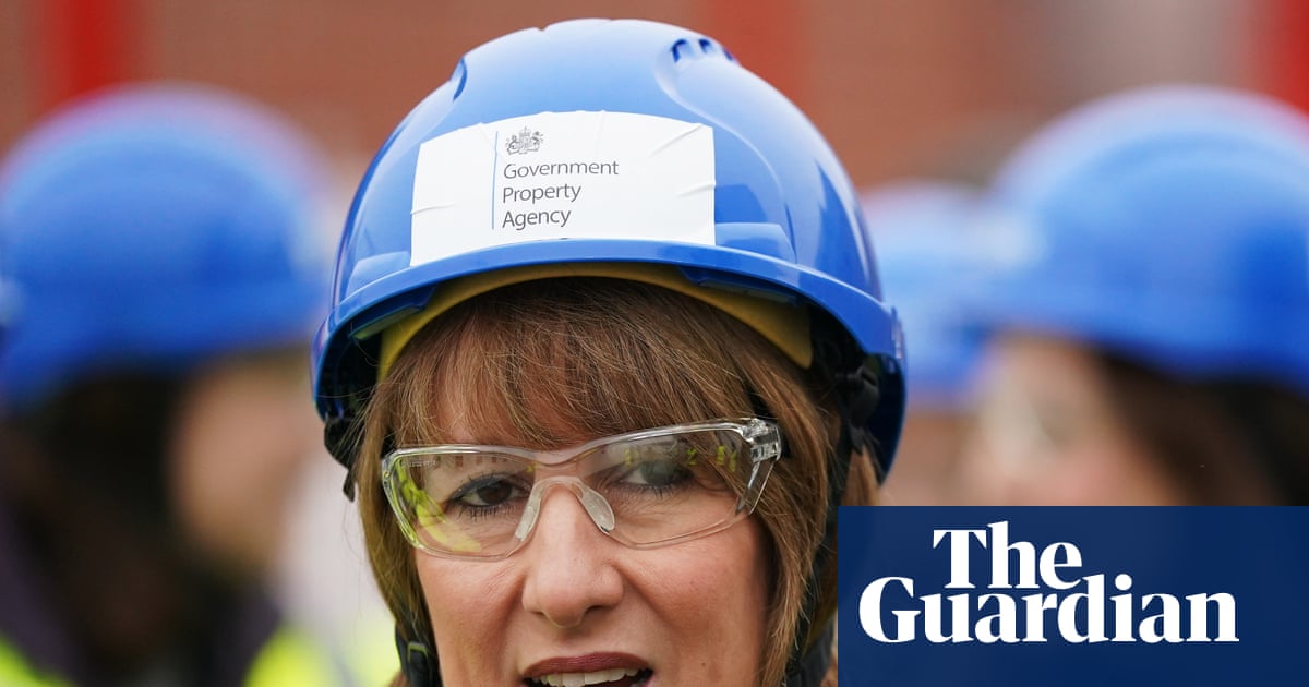 Reeves plans to refund some visa fees in effort to attract ‘trailblazer’ investment to UK