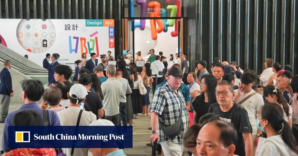 Hongkongers snap up July 1 freebies and discounts with gusto