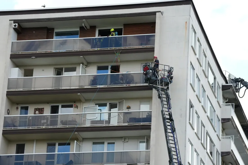 Fire breaks out in Belgian apartment block, killing several people