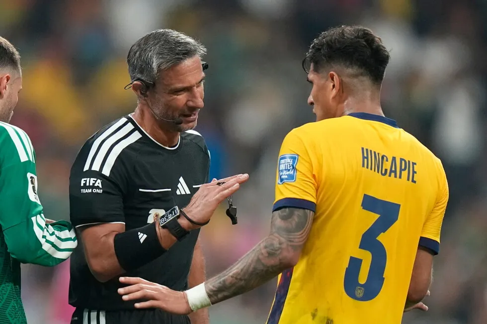Ecuador’s Hincapié becomes the second player sent off for covering his mouth at the World Cup