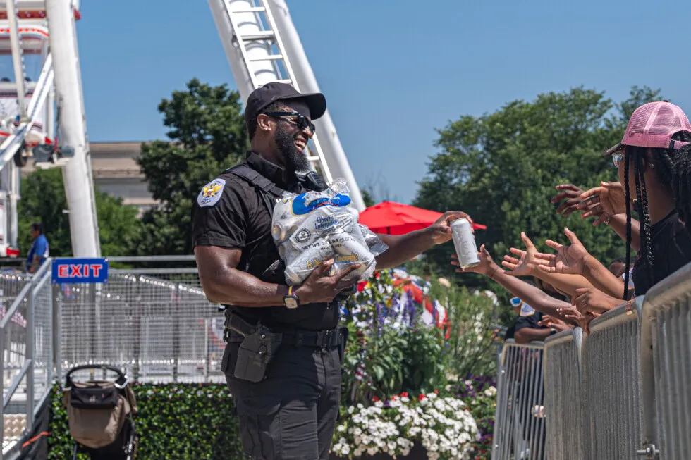 Extraordinary heat in US Northeast arrives to clash with Fourth of July revelry