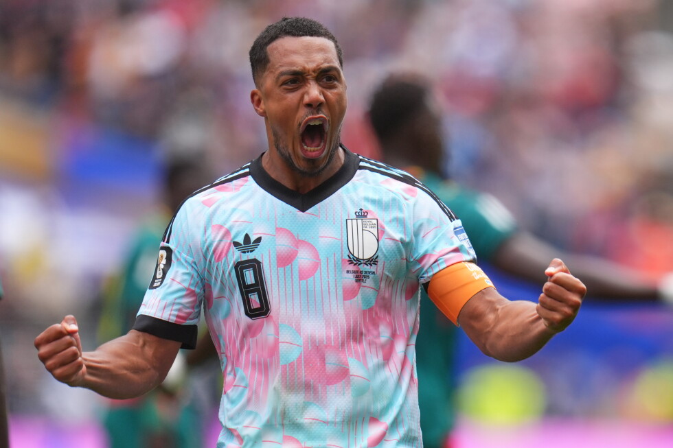 Senegal and Belgium head to extra time at World Cup at 2-2 after Lukaku and Tielemans score late