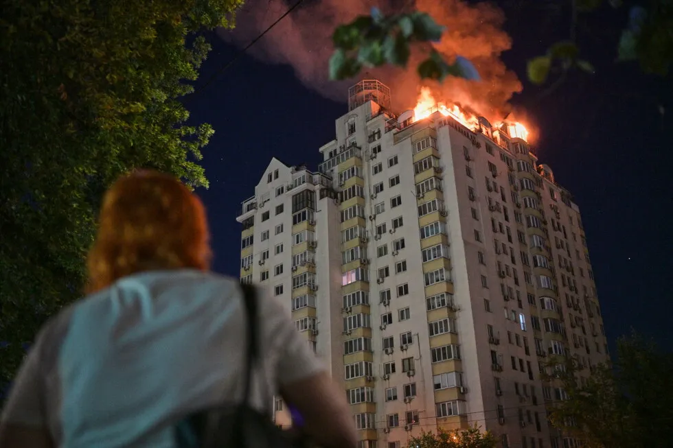 Russian attack on Ukraine shakes Kyiv for hours
