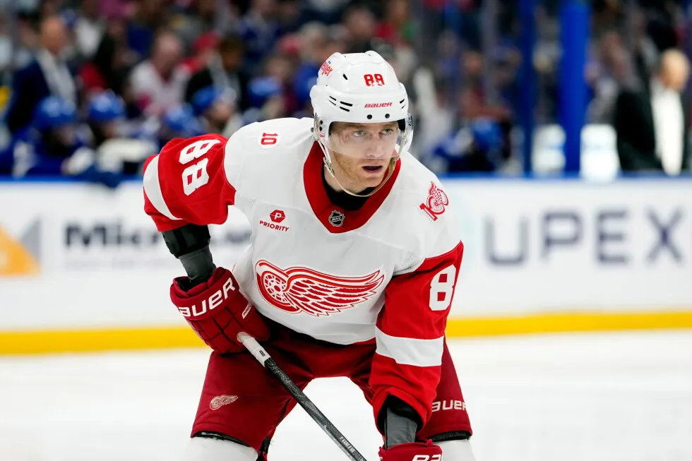 NHL free agency spills into Day 2 with Patrick Kane among those available