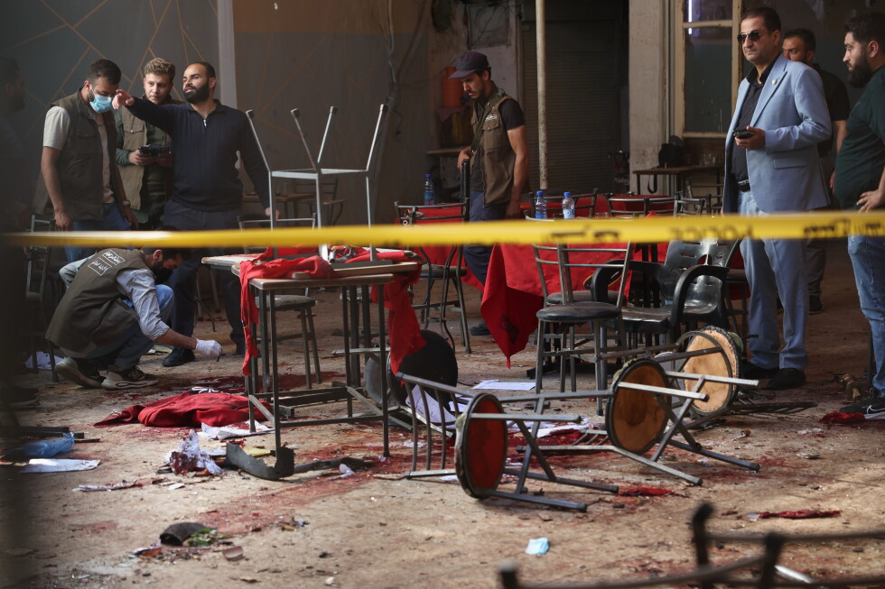 Damascus cafe explosion leaves at least 4 dead, cause unclear