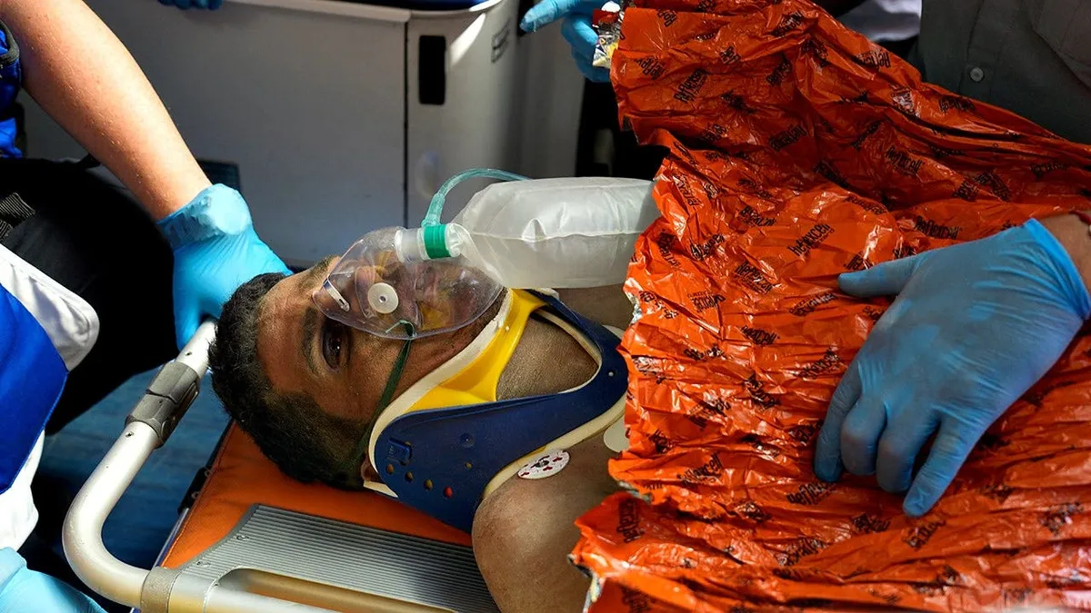 Security guard survives eight days beneath collapsed shopping center after Venezuela earthquakes