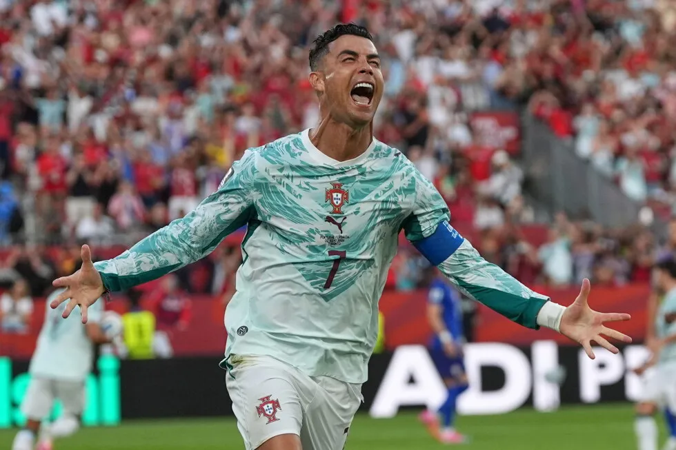 Ramos, Ronaldo score as Portugal comes back to beat Croatia 2-1