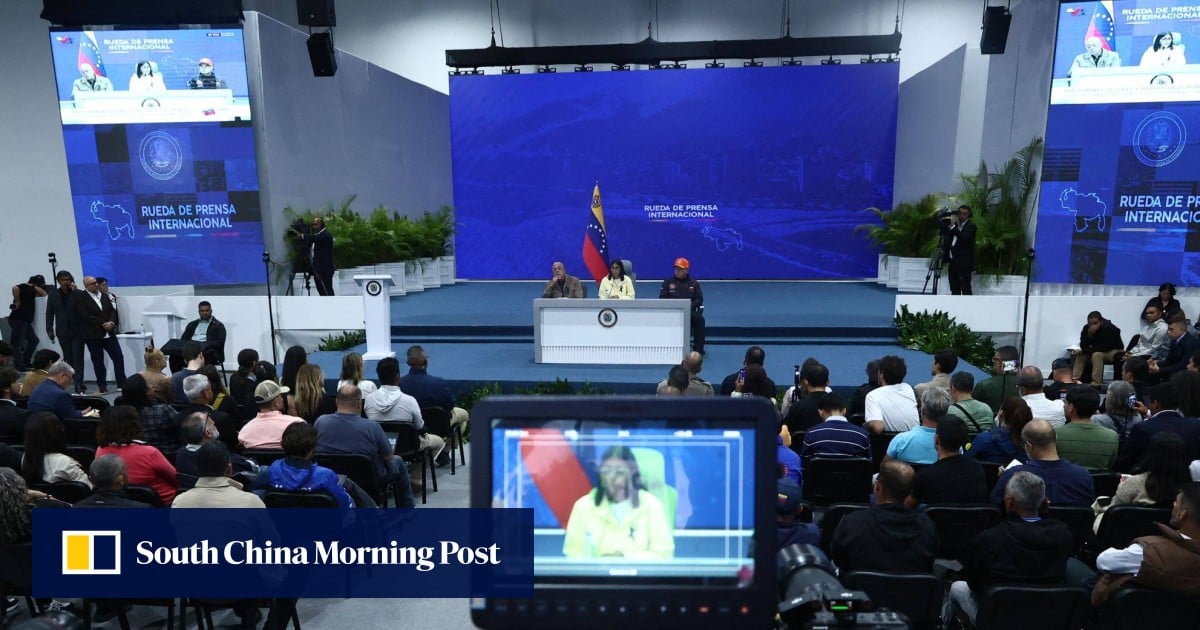 Venezuela’s leader defends quake response as thousands remain missing