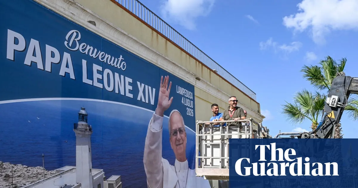 Pope praises US history of welcoming immigrants in implicit rebuke to Trump